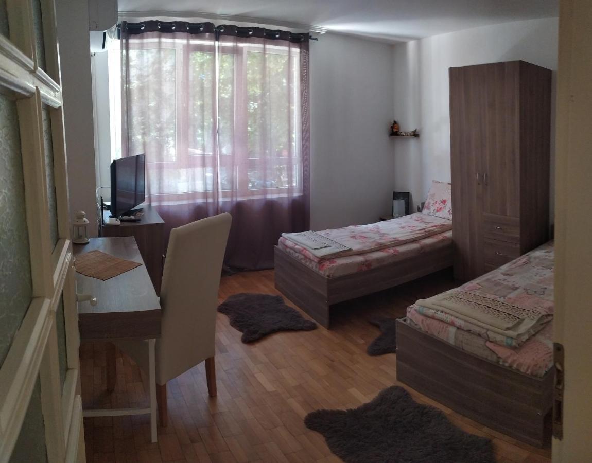 Apartament Bogoslovovi Varna Exterior foto