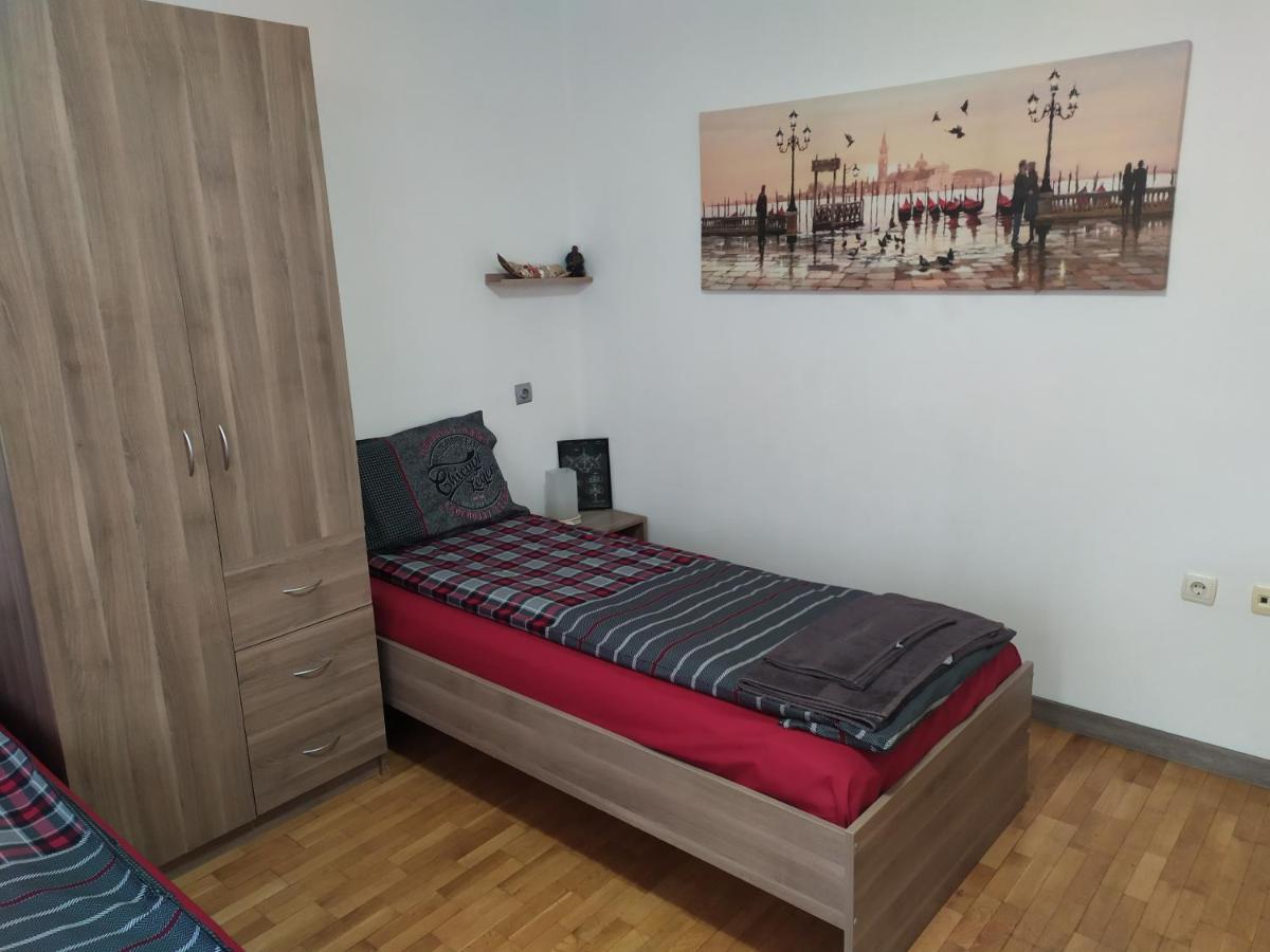 Apartament Bogoslovovi Varna Exterior foto